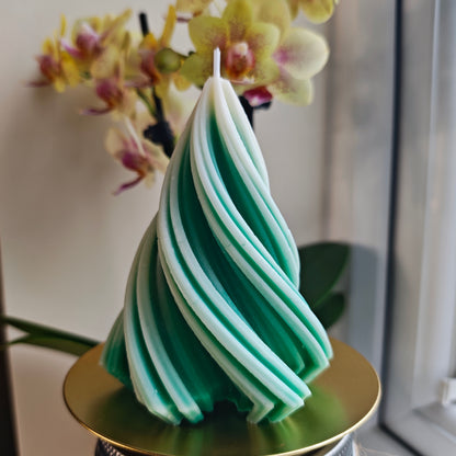 Christmas Tree with a Twist Orange & Cinnamon Scented Candle
